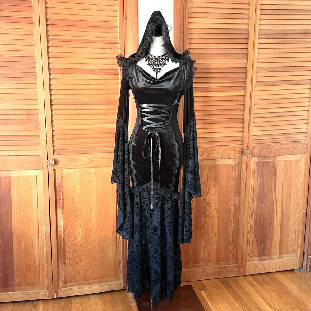 Gothic Victorian Vampire Witchcore Sabbath Night Out Black Velvet Hooded Dress
